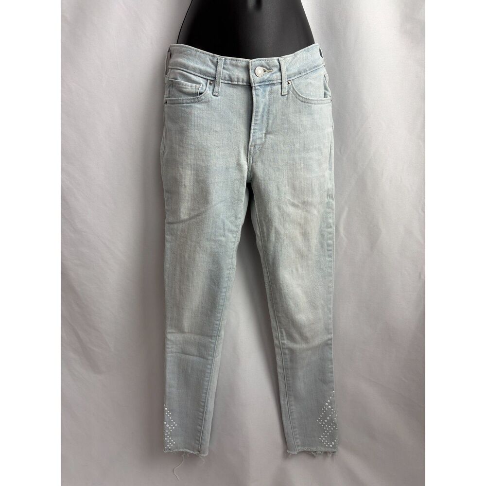 Levi's 711 Skinny Ankle Jeans Light Wash Blue Classic 27 Closet Staple Basics